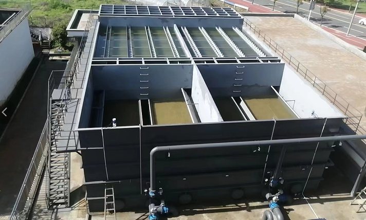 如何選擇合適的一體化凈水設(shè)備？——五個(gè)關(guān)鍵步驟解析2